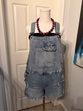 Indigo Rein Light Blue Denim Short Overalls with Pink & Black Necklace